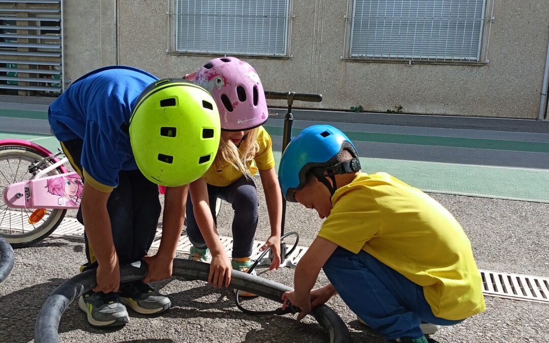 Extraescolar per Aprendre a anar en Bici