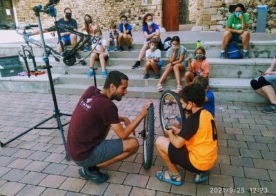 Taller de mecànica i us de la bici + pedalada a la Selva del Camp